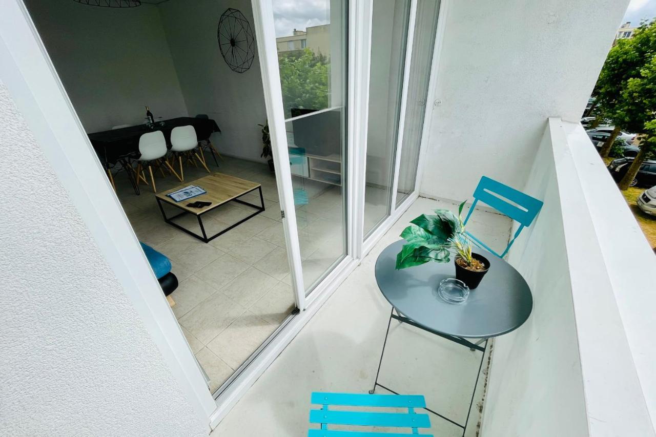 Luminous Apartment With Parking Near The City Center Cenon Luaran gambar