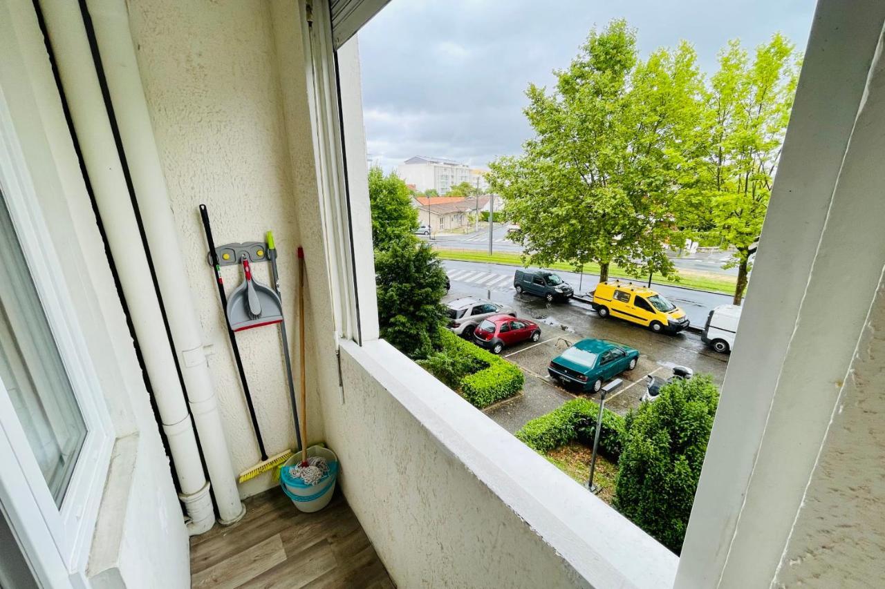 Luminous Apartment With Parking Near The City Center Cenon Luaran gambar