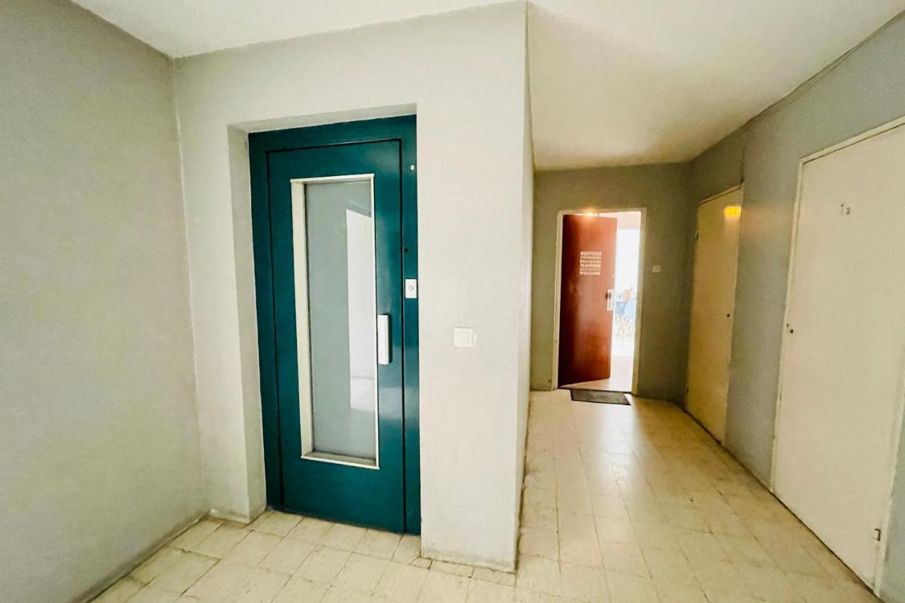 Luminous Apartment With Parking Near The City Center Cenon Luaran gambar